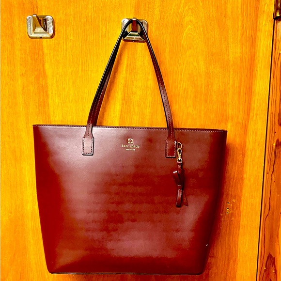 kate spade Bags Kate Spade Womens Leather Burgandy Tote Bag Zips